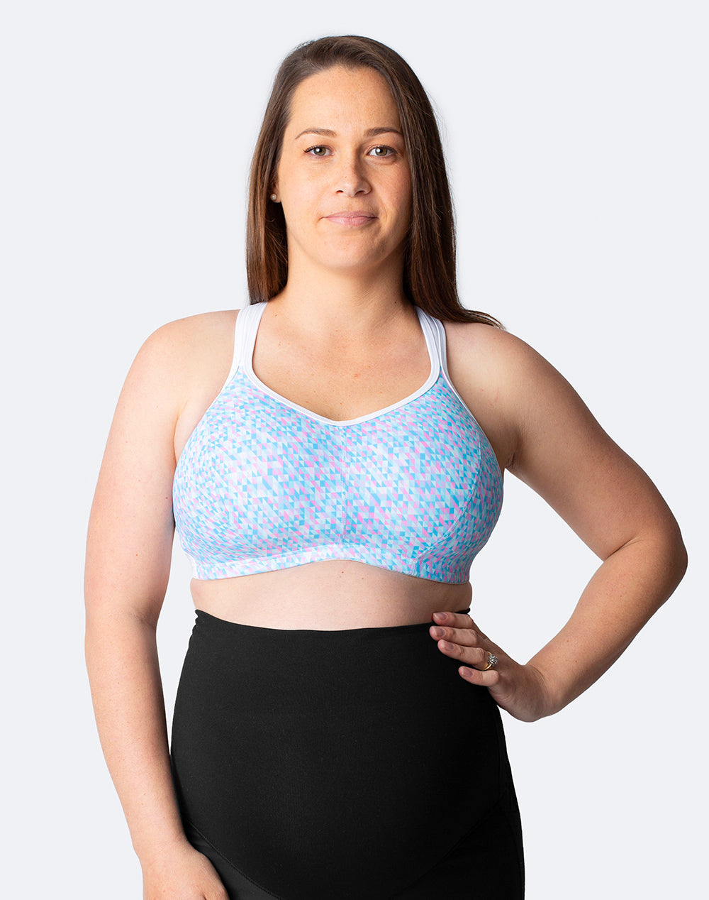 Pregnant mum wearing confetti print soft cup sports bra